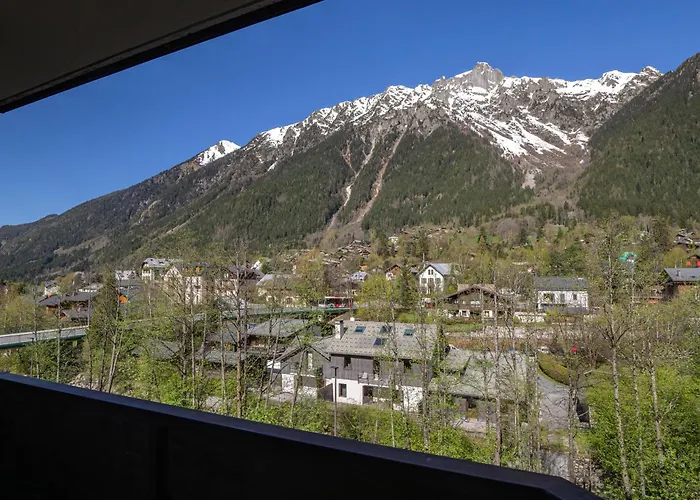 Apartment Grepon 3A - A Central Chamonix Haven